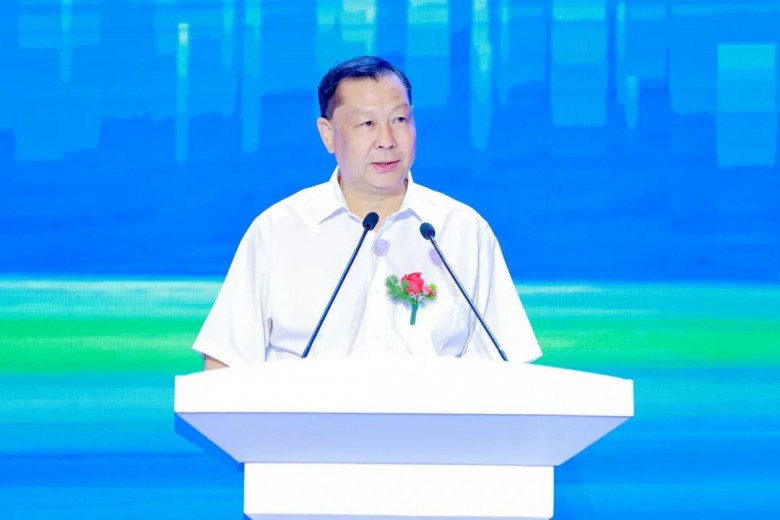 半岛体育不竭擦亮福田建装“金字招牌” 2023中国修建粉饰财产开展论坛举行